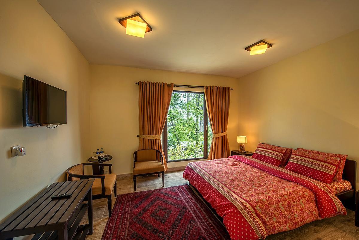 Arcadian Blue Pines Hotel Murree Buitenkant foto