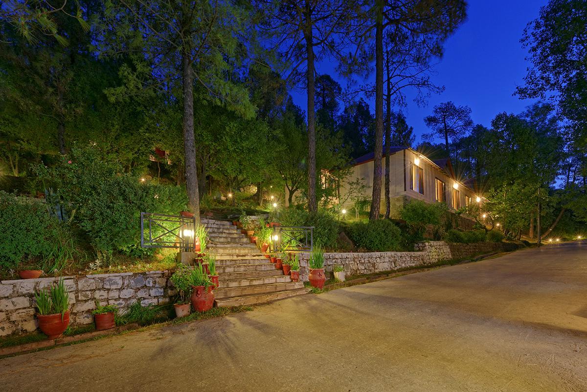 Arcadian Blue Pines Hotel Murree Buitenkant foto