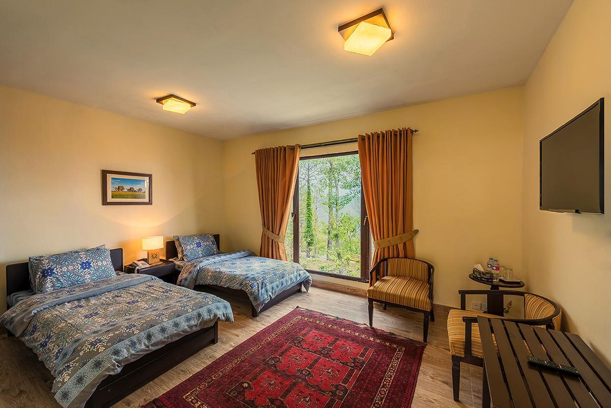 Arcadian Blue Pines Hotel Murree Buitenkant foto